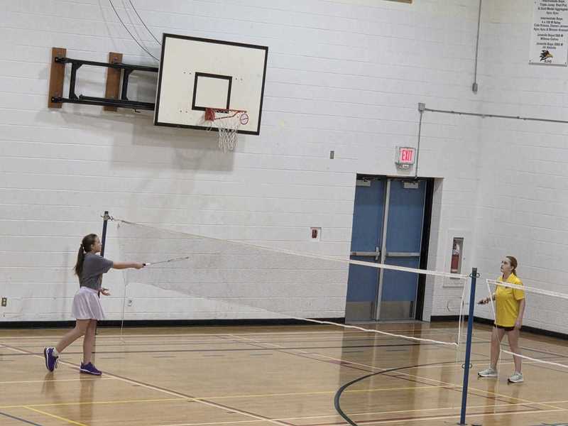 Badminton