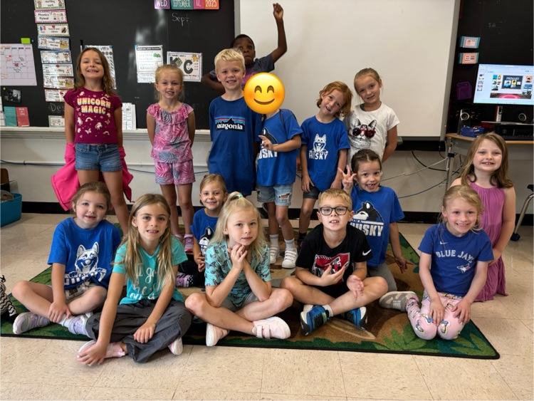 class wearing school colours