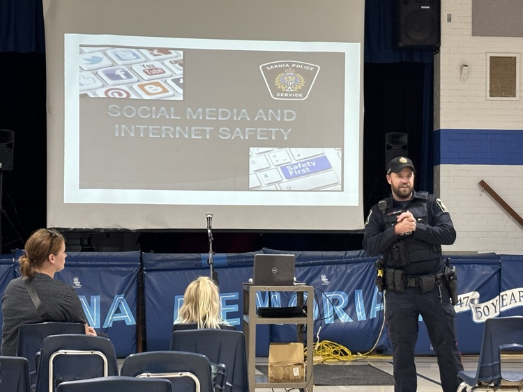 Constable NM presenting 