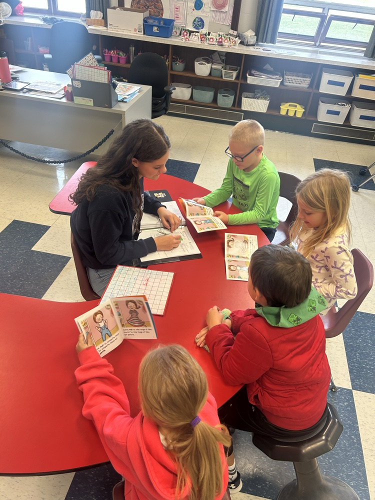 helping grade 1/2 class read 
