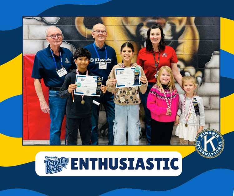 students winning an award