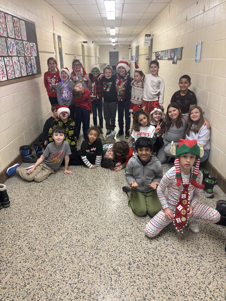 group photo of students 