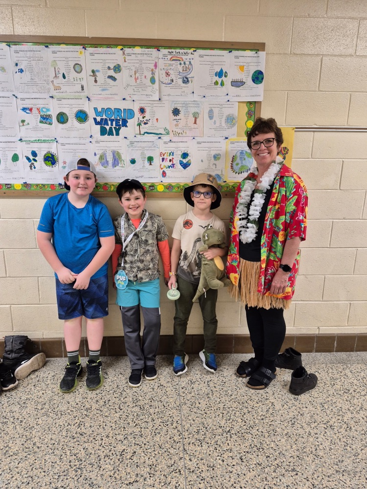 group photo dressed in tacky tourist clothing 