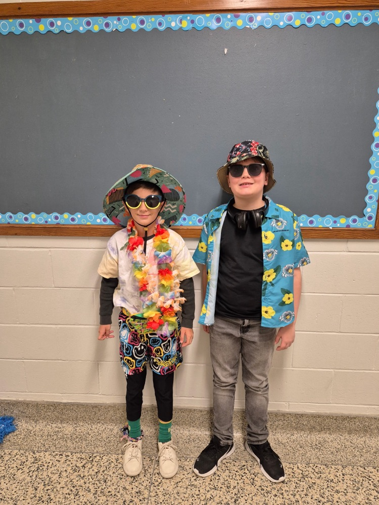 group photo dressed in tacky tourist clothing