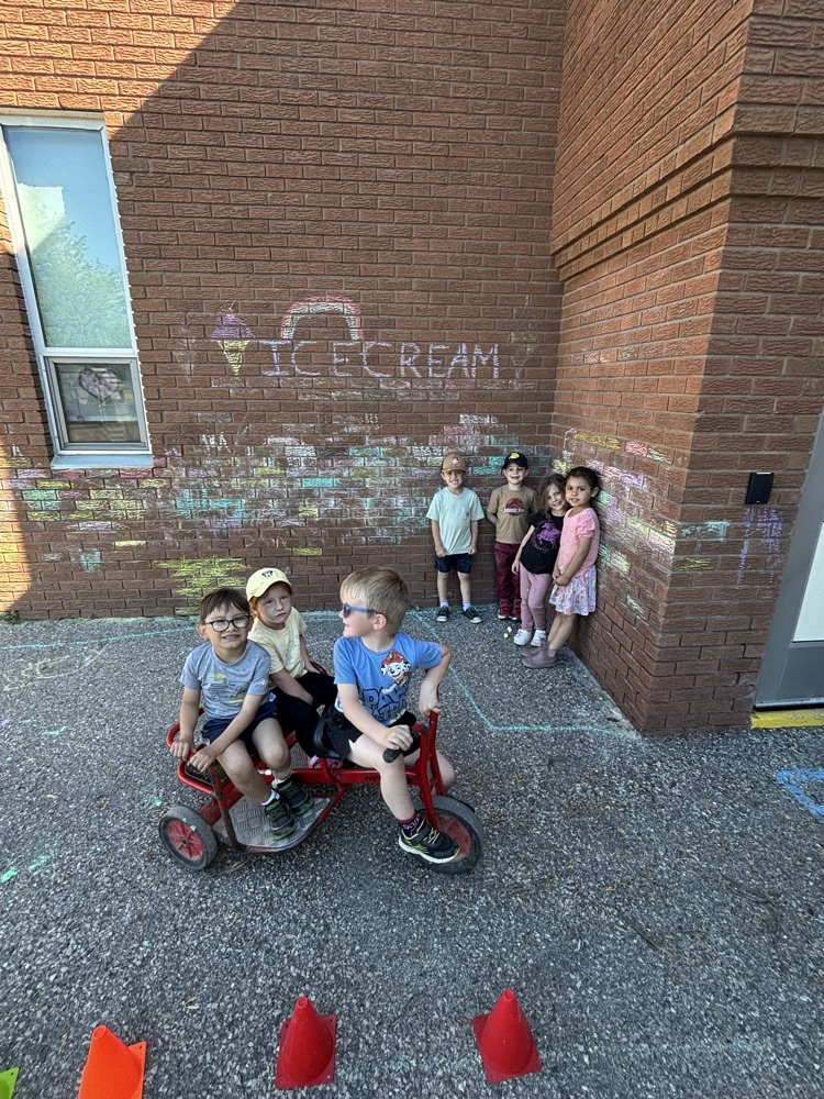 ice cream shop with FDk students 
