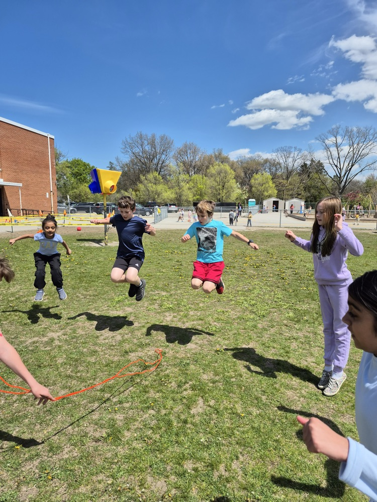 children skipping 
