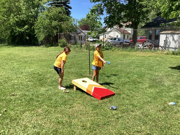 Corn hole!