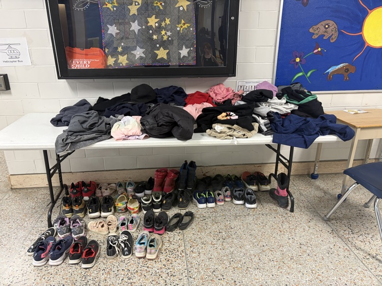 picture of clothes and shoes 