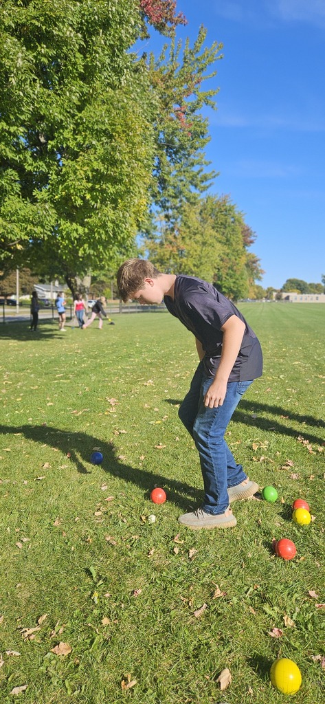 measuring to see who's boule is the losest