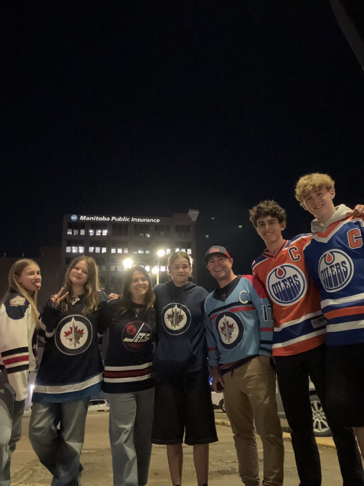hockey game 