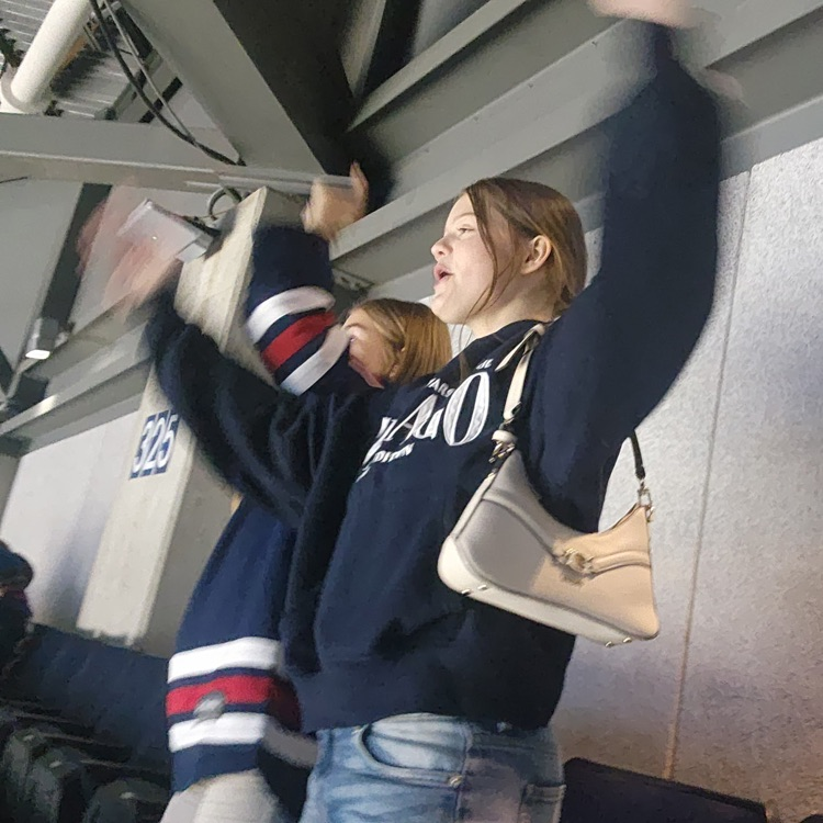 cheering 