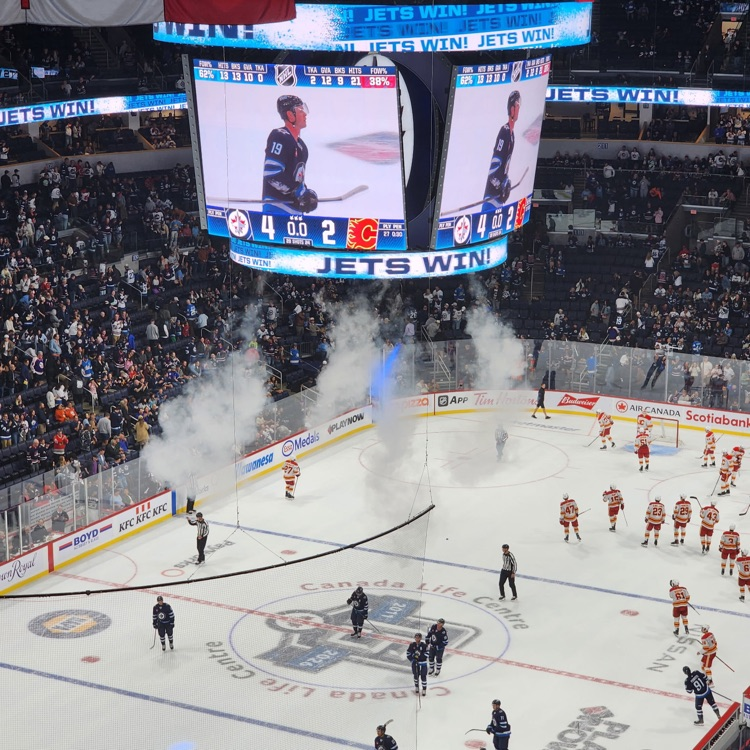 hockey game 