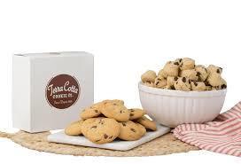 Cookie box with chocolate chip cookies and frozen cookies 